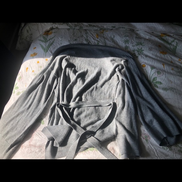 Loft Grey Cardigan with cloth belt - Picture 6 of 6